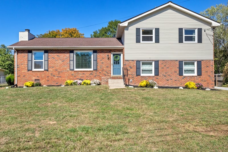 114 Orchard Valley Cir, Hendersonville, TN 37075