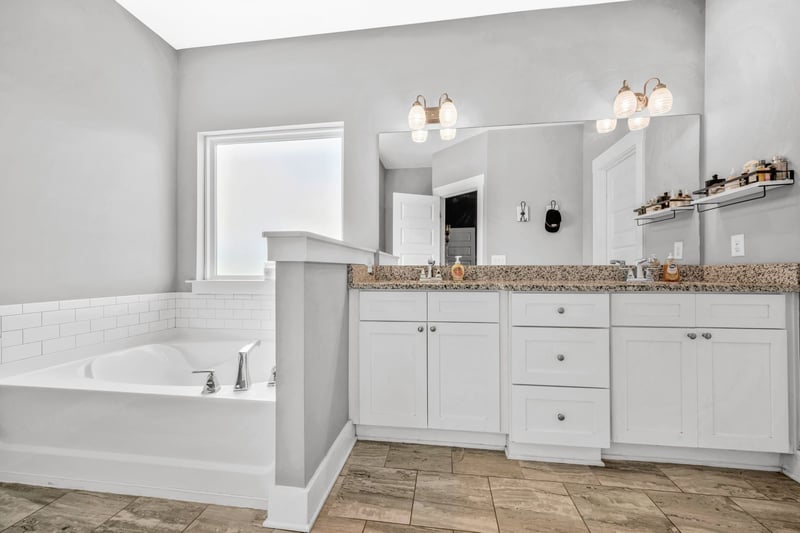 1021 Tulip Dr, Ashland City, TN 37015