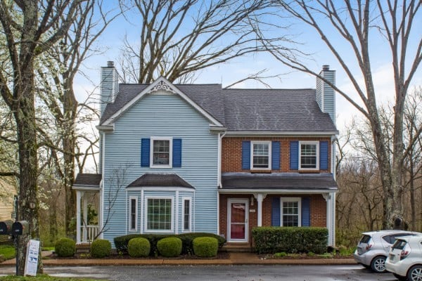 1251 Carriage Park Dr, Franklin, TN 37064