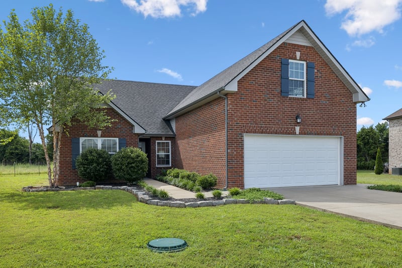 7939 Peridot Cir, Murfreesboro, TN 37127