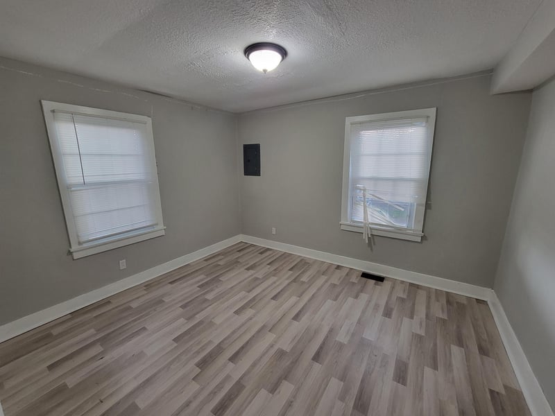 1022 Poplar Ave, Murfreesboro, TN 37129