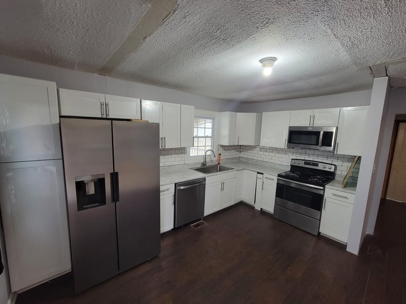 1022 Poplar Ave, Murfreesboro, TN 37129