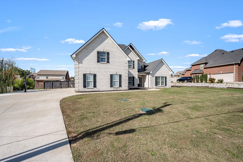 1117 Spring Creek Dr, Murfreesboro, TN 37129