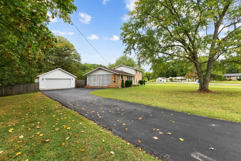 401 Rosehill Ct, Goodlettsville, TN 37072