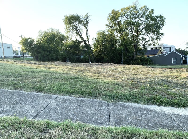 1124 Woodland St, Columbia, TN 38401