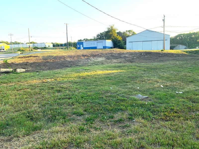 1124 Woodland St, Columbia, TN 38401