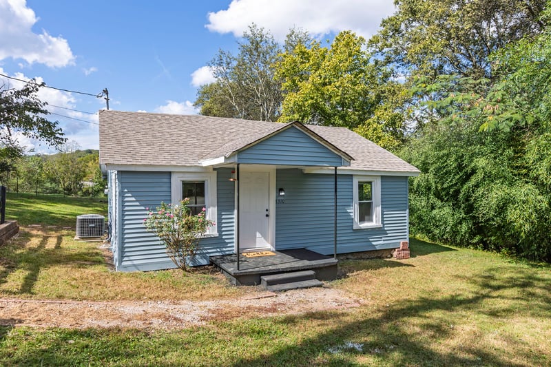 8310 Lawrenceburg Hwy, Mount Pleasant, TN 38474