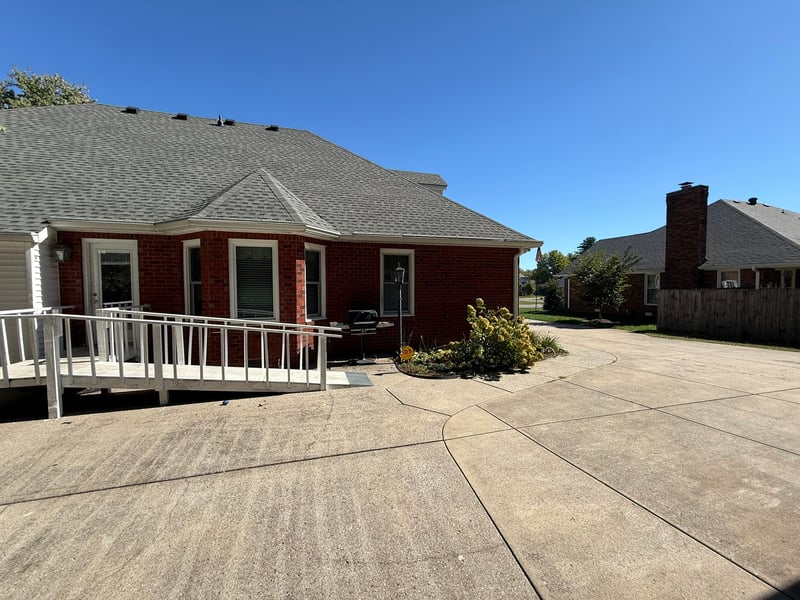 1810 Brighton Dr, Murfreesboro, TN 37130