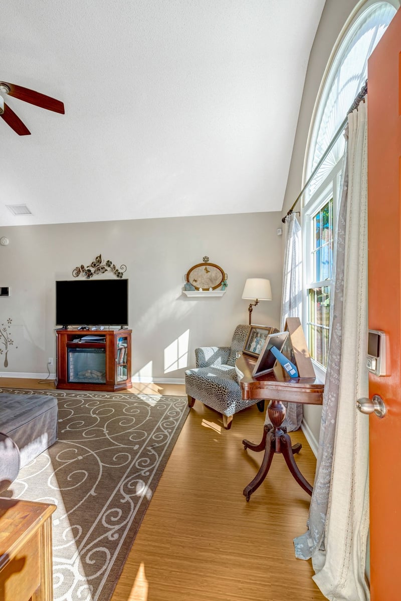 346 Indian Park Dr, Murfreesboro, TN 37128