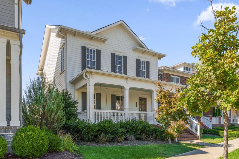 917 Dauphine St, Nashville, TN 37221