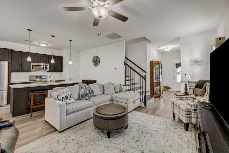 2117 Hospitality Ln, Murfreesboro, TN 37128