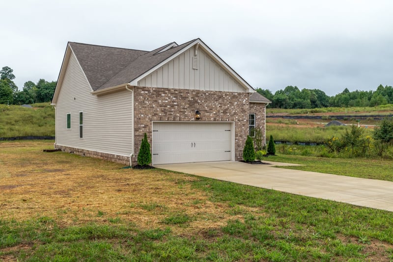 54 Hunters Ln, Springfield, TN 37172