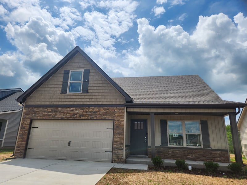 2921 Valley Farms Dr, Christiana, TN 37037