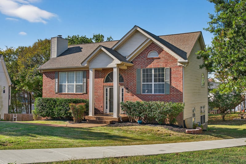 106 Hampton Ct, Hendersonville, TN 37075