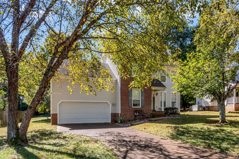 1637 Witt Hill Dr, Spring Hill, TN 37174
