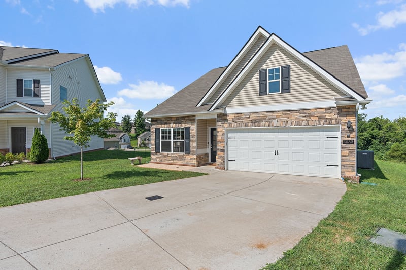 3033 Goodtown Trce, Columbia, TN 38401