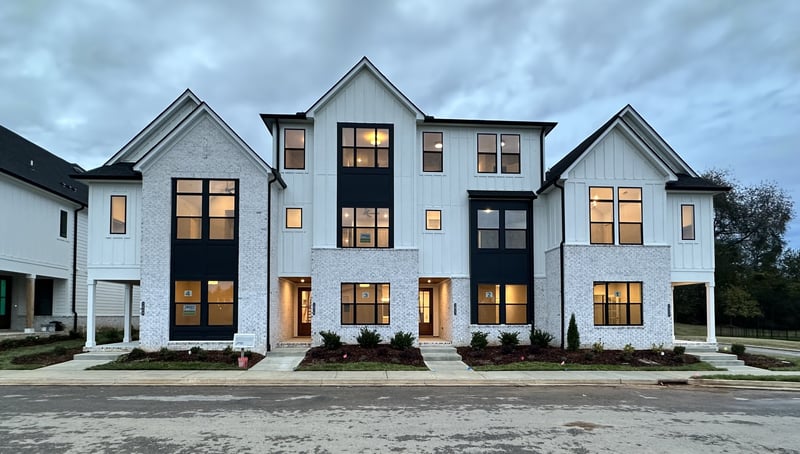 2060 Conductor Ln, Thompsons Station, TN 37179