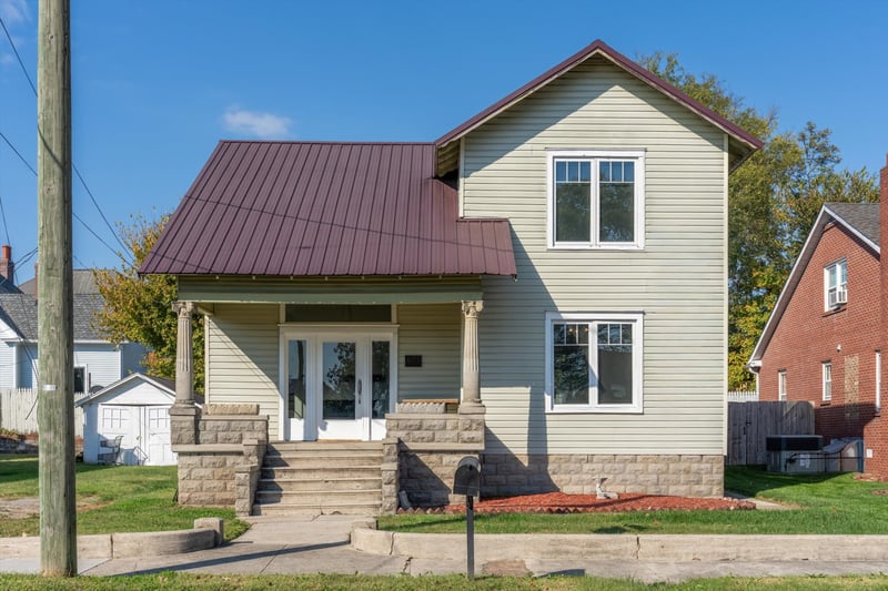 409 N Oak St, Springfield, TN 37172