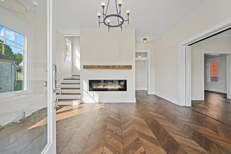 409 N Oak St, Springfield, TN 37172