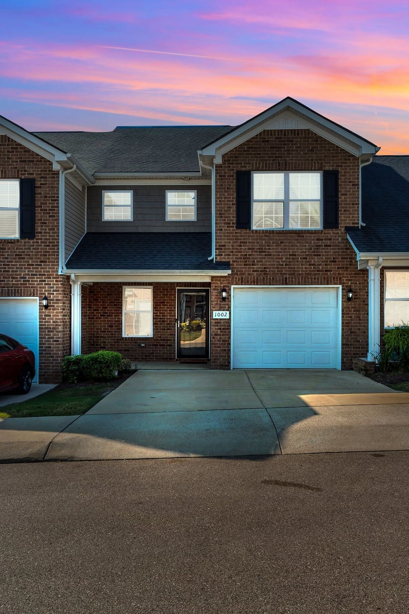 1002 Muna Ct, Spring Hill, TN 37174