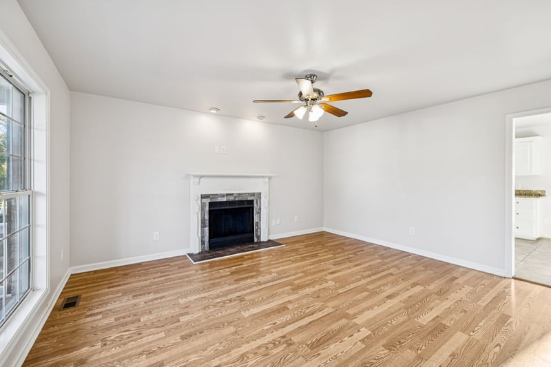 2995 Pipkin Hills Dr, Spring Hill, TN 37174