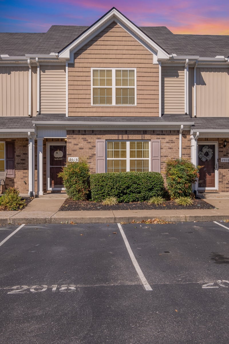 2018 Debonair Ln, Murfreesboro, TN 37128