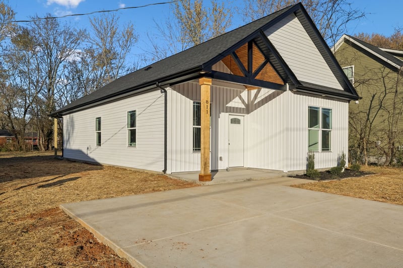 811 19th Ave, Springfield, TN 37172