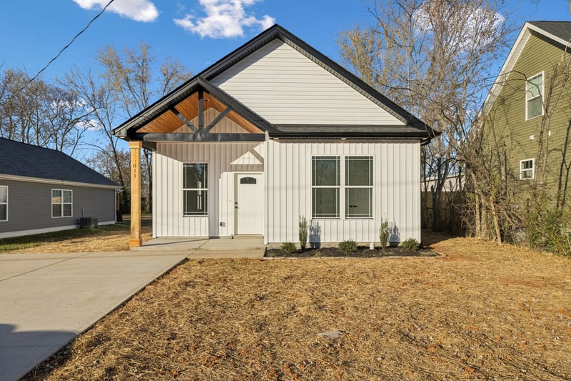 811 19th Ave, Springfield, TN 37172