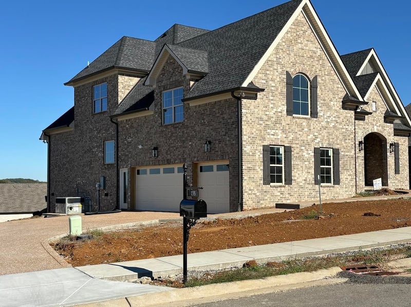 135 Scarsdale Dr, Hendersonville, TN 37075