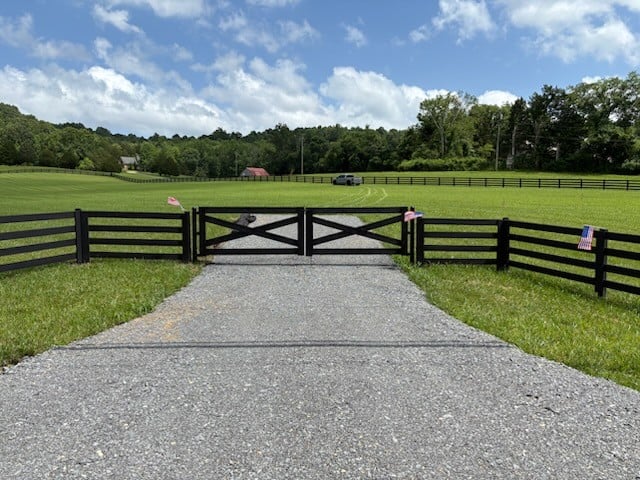 9157 Highway 100 , Nashville, TN 37221