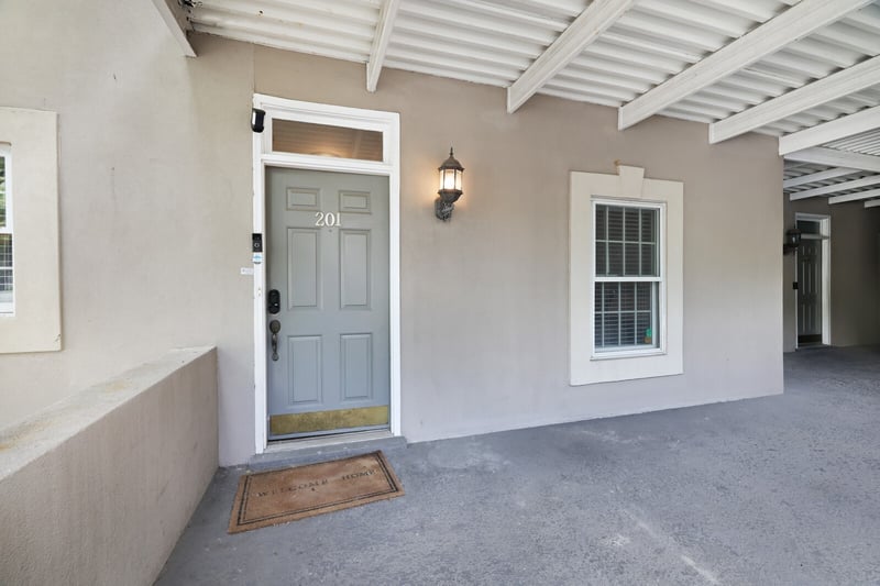 201 Rose Hall, Nashville, TN 37212