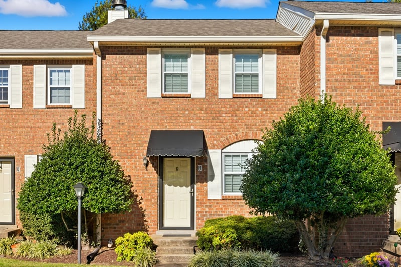 128 Thistle Ln, Hermitage, TN 37076