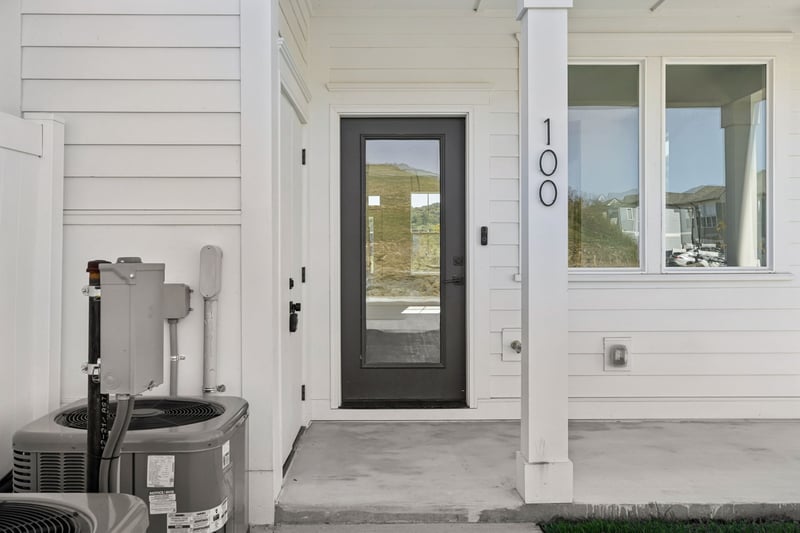 100 Stella Dr, Nashville, TN 37209