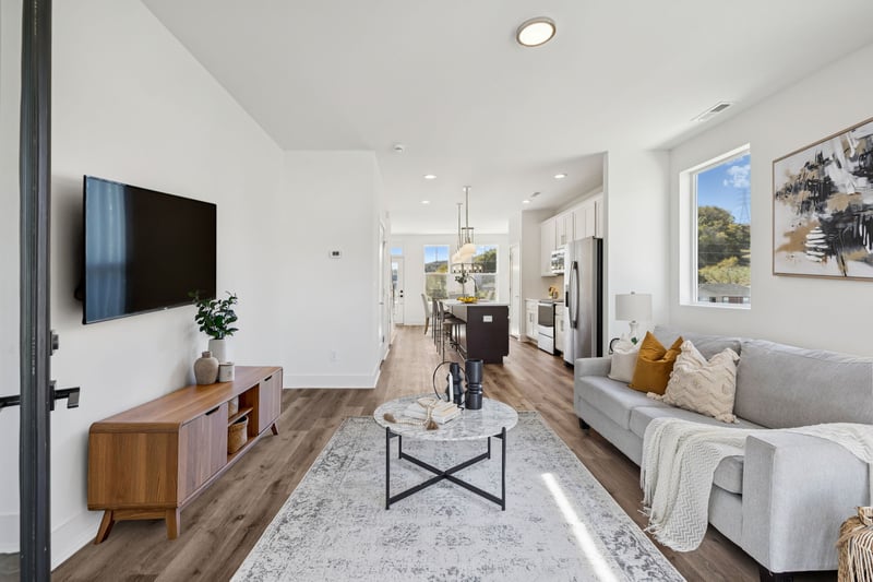 100 Stella Dr, Nashville, TN 37209