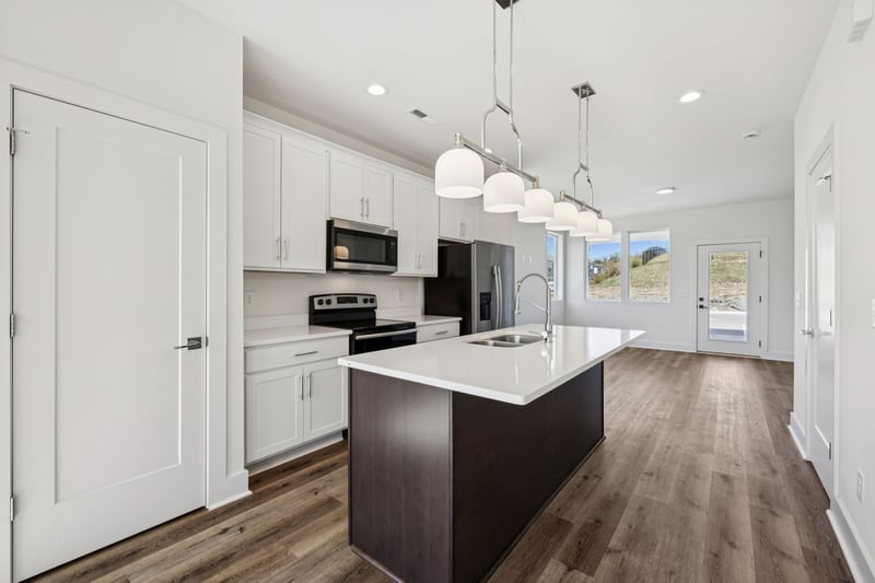 100 Stella Dr, Nashville, TN 37209