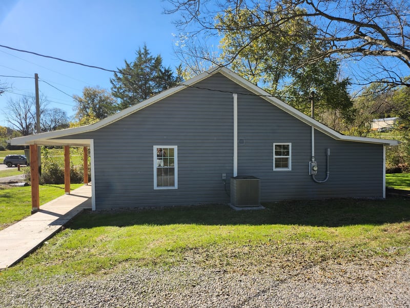 3 Civil War Dr, Brush Creek, TN 38547