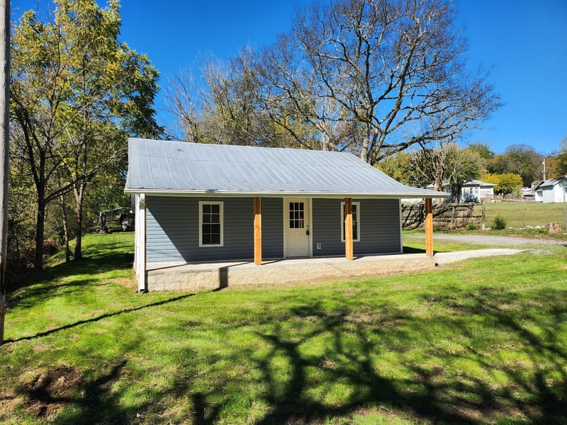 3 Civil War Dr, Brush Creek, TN 38547