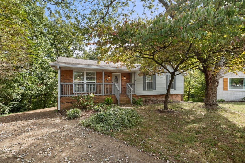 821 Luxemburg Dr, Hermitage, TN 37076