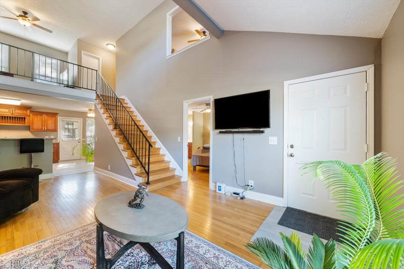 518 Highland View Dr, Hermitage, TN 37076