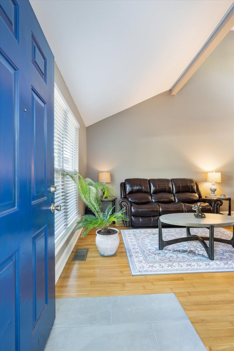 518 Highland View Dr, Hermitage, TN 37076