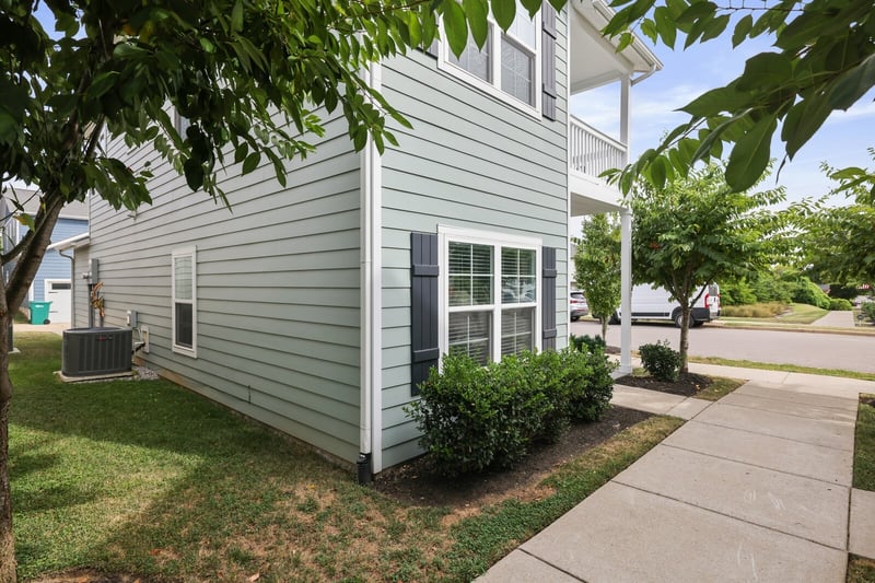 2201 Village Park Ct, Old Hickory, TN 37138