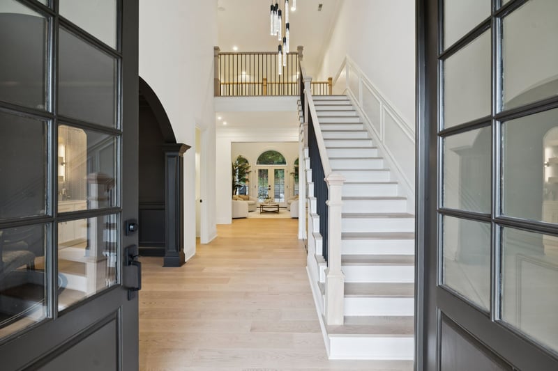 945 Travelers Ct, Nashville, TN 37220