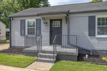 2705 Deerfield Dr, Nashville, TN 37208