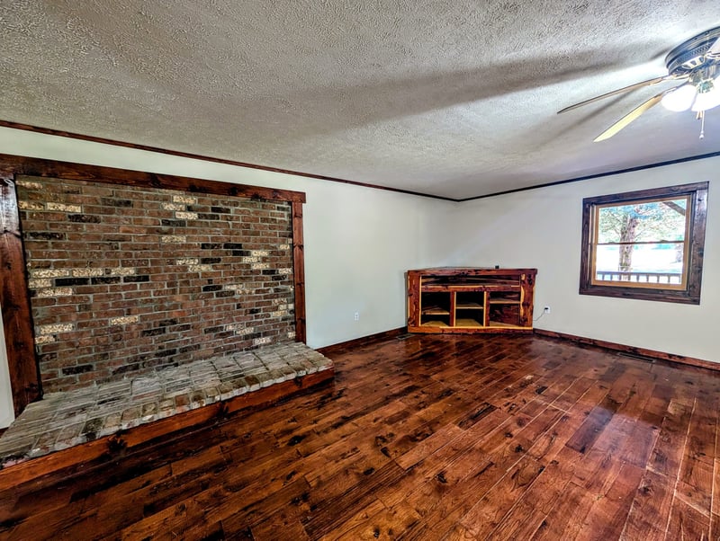 10502 Back Piney Rd, Bon Aqua, TN 37025