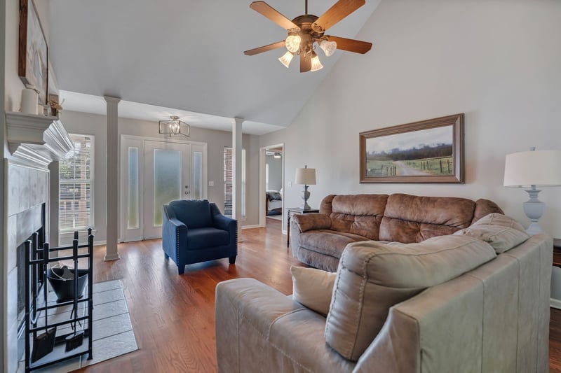 302 Trenton Ct, Murfreesboro, TN 37130