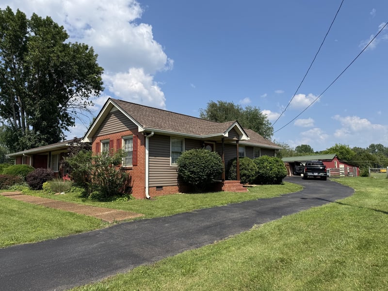 4606 Highway 31 , Cottontown, TN 37048