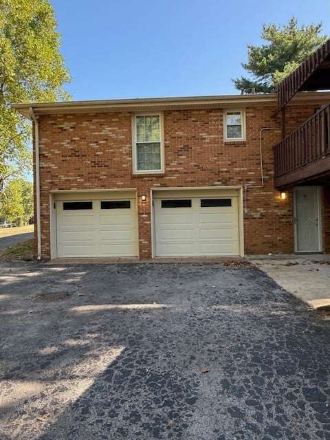 831 Forrest Glen Dr, Old Hickory, TN 37138