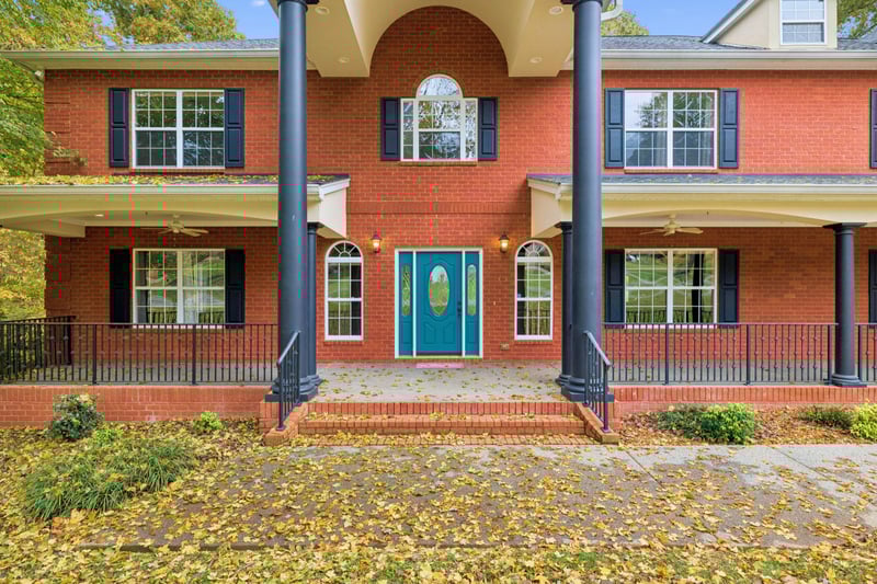 1036 Cherry Springs Dr, Cottontown, TN 37048