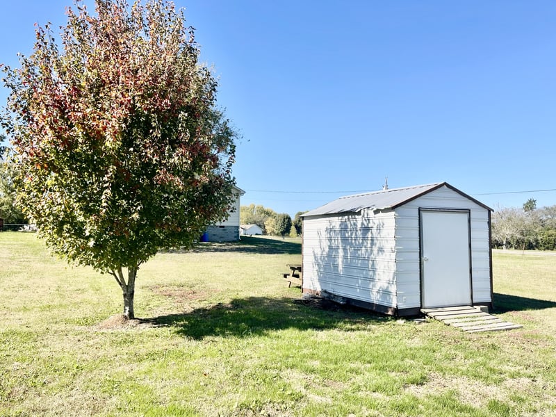 1655 Grace Ledford Rd, Lewisburg, TN 37091