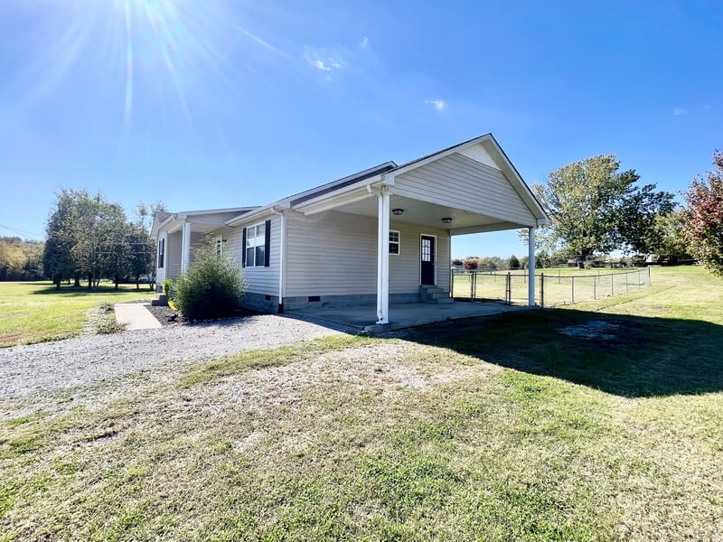 1655 Grace Ledford Rd, Lewisburg, TN 37091